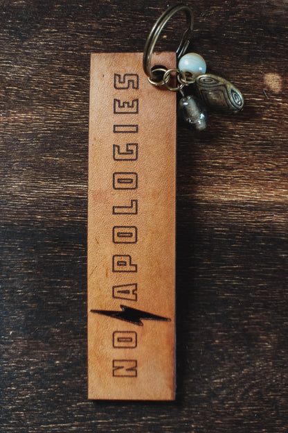 MOTOBELLA NO APOLOGIES KEYCHAIN